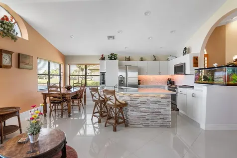 7211 Sweetbay Court Boynton Beach FL 33472