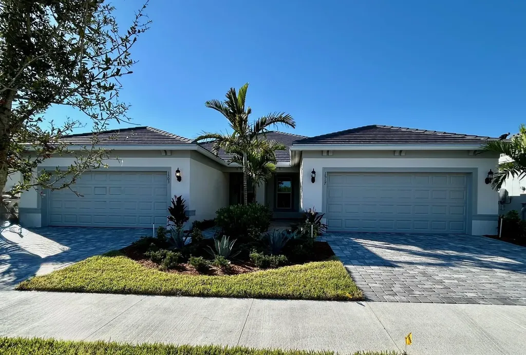 1587 Harper Way Vero Beach FL 32960