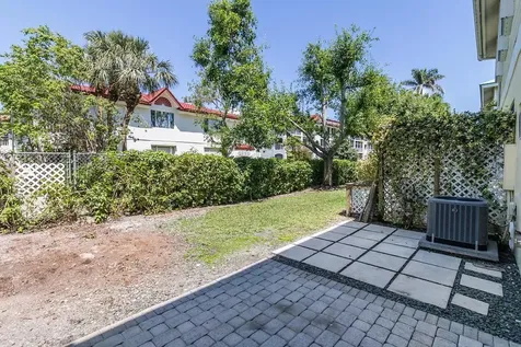 117 Barefoot Cove Hypoluxo FL 33462