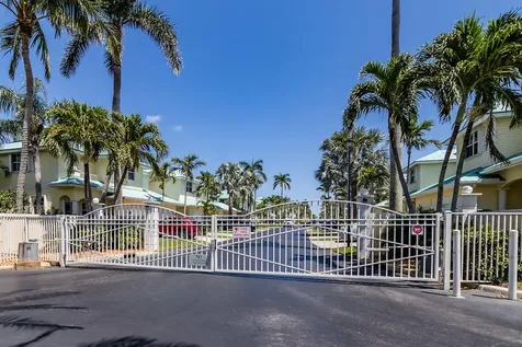 117 Barefoot Cove Hypoluxo FL 33462
