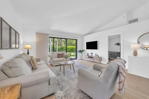 836 Club Drive Palm Beach Gardens FL 33418