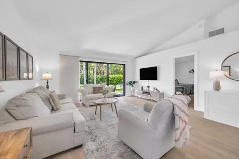 836 Club Drive Palm Beach Gardens FL 33418