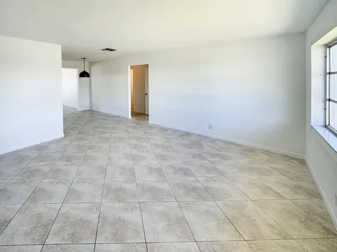 514 Sw 20th Street Boynton Beach FL 33426
