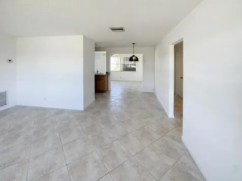 514 Sw 20th Street Boynton Beach FL 33426