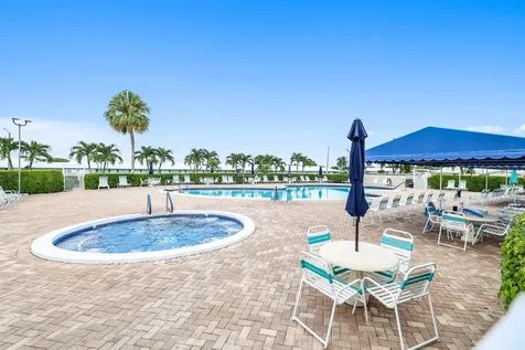 514 Sw 20th Street Boynton Beach FL 33426