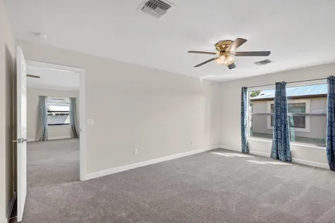 7 Aragon Lane Port Saint Lucie FL 34952