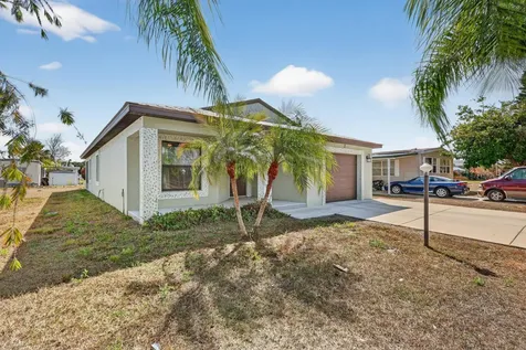 7 Aragon Lane Port Saint Lucie FL 34952
