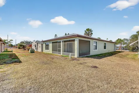 7 Aragon Lane Port Saint Lucie FL 34952