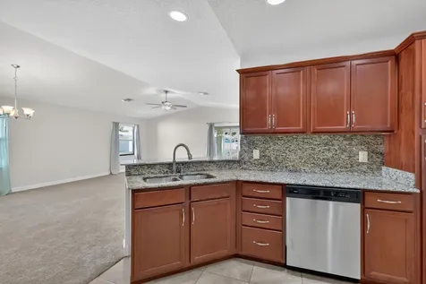 7 Aragon Lane Port Saint Lucie FL 34952