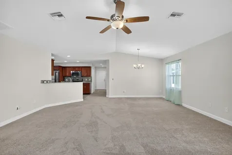 7 Aragon Lane Port Saint Lucie FL 34952