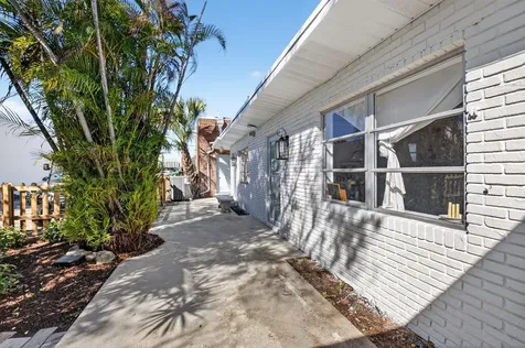 825 NE 6th Avenue Delray Beach FL 33483