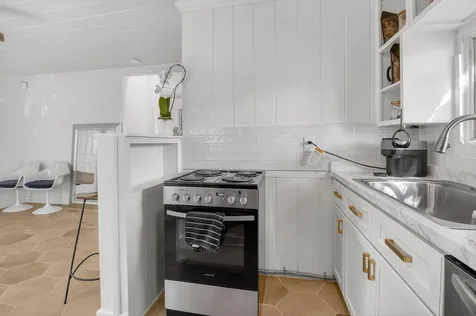 825 NE 6th Avenue Delray Beach FL 33483