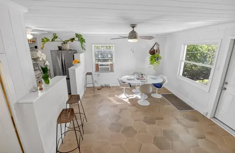 825 NE 6th Avenue Delray Beach FL 33483