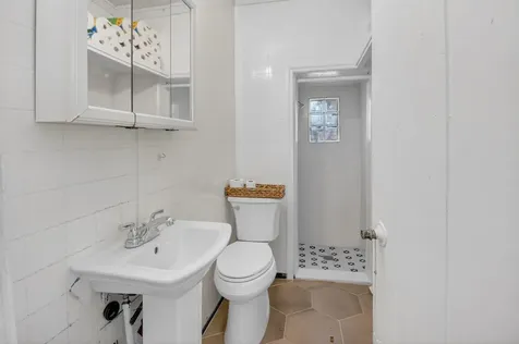 825 NE 6th Avenue Delray Beach FL 33483