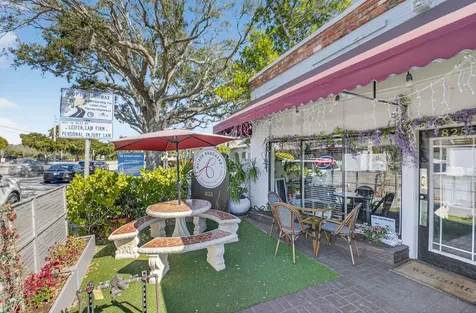 825 NE 6th Avenue Delray Beach FL 33483