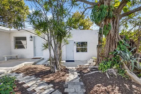 825 NE 6th Avenue Delray Beach FL 33483
