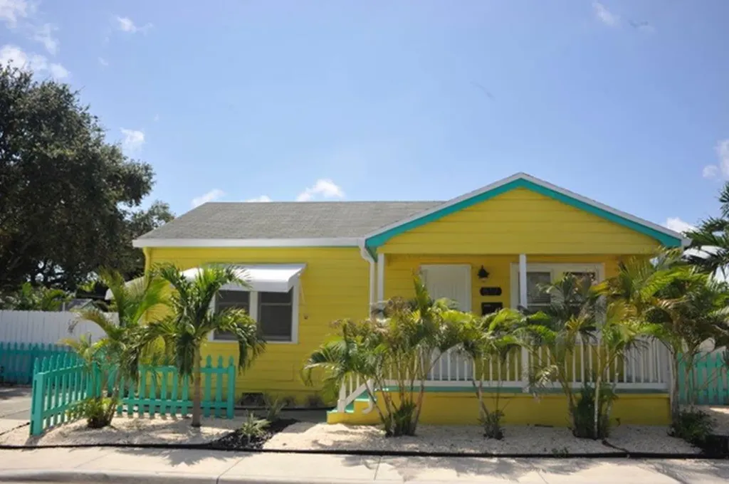 517 7th Avenue Lake Worth Beach FL 33460