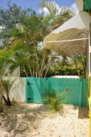 517 7th Avenue Lake Worth Beach FL 33460