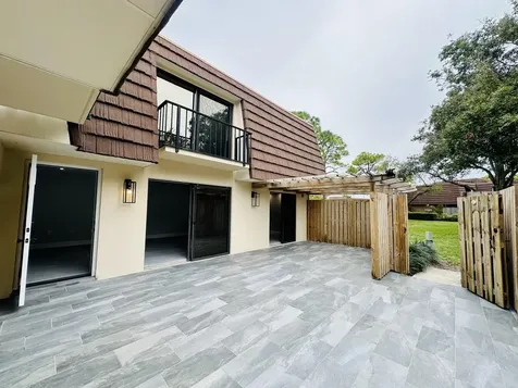 403 4th Lane Lane Palm Beach Gardens FL 33418