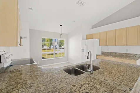 990 Sw Versailles Avenue Port Saint Lucie FL 34953