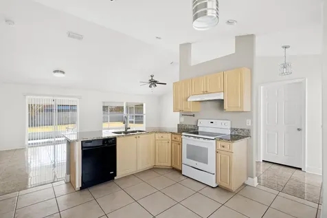 990 Sw Versailles Avenue Port Saint Lucie FL 34953