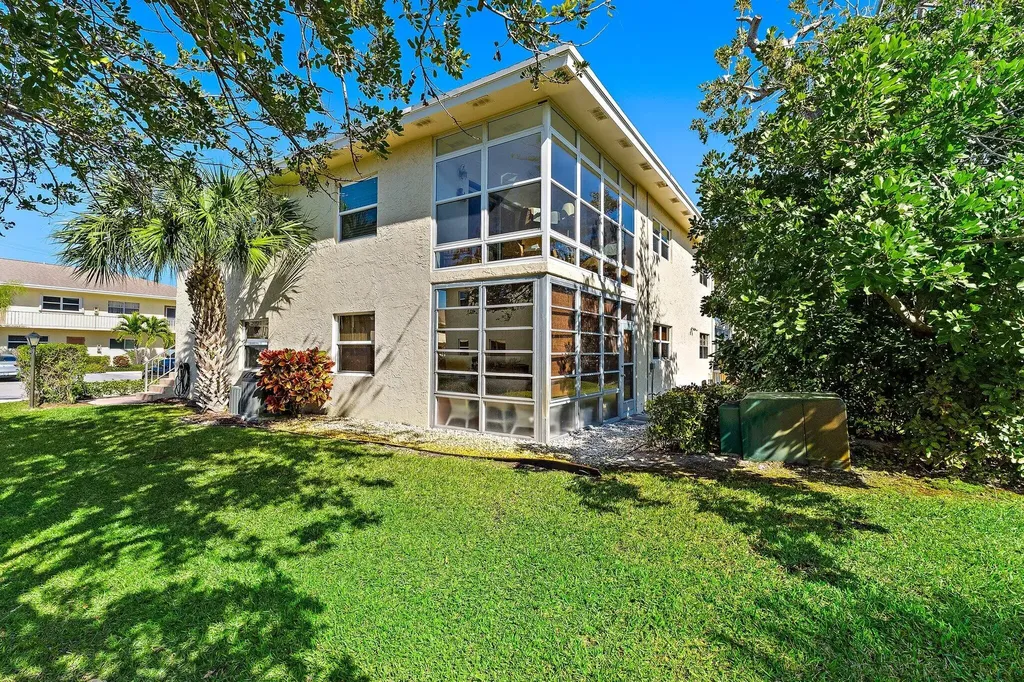 2950 Se Ocean Boulevard Stuart FL 34996