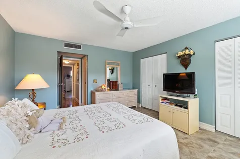 2950 Se Ocean Boulevard Stuart FL 34996