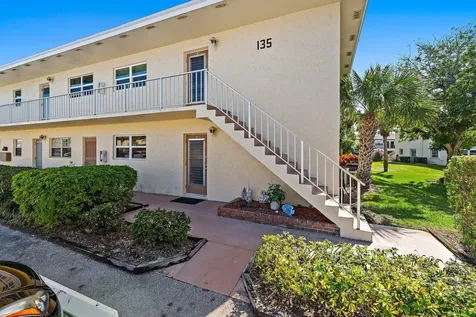 2950 Se Ocean Boulevard Stuart FL 34996