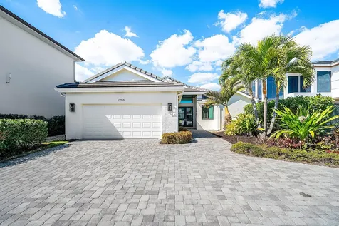 13765 Le Havre Drive Palm Beach Gardens FL 33410