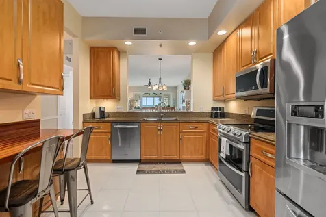 27 Harbour Isle Drive Hutchinson Island FL 34949