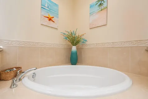 27 Harbour Isle Drive Hutchinson Island FL 34949