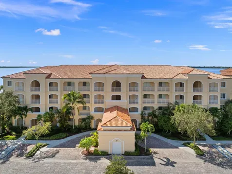 27 Harbour Isle Drive Hutchinson Island FL 34949