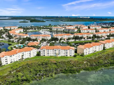 27 Harbour Isle Drive Hutchinson Island FL 34949