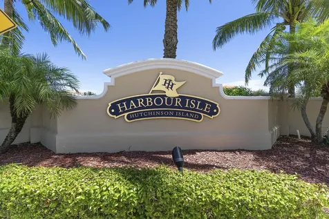 27 Harbour Isle Drive Hutchinson Island FL 34949