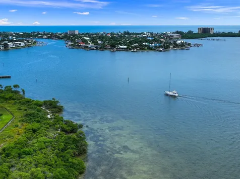 27 Harbour Isle Drive Hutchinson Island FL 34949