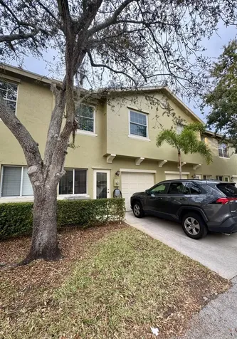 2096 Se Labelle Drive Port Saint Lucie FL 34952