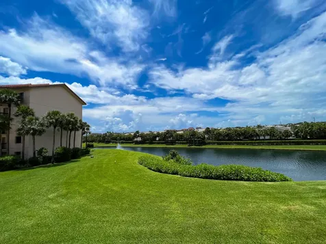 301 Ocean Bluffs Boulevard Jupiter FL 33477