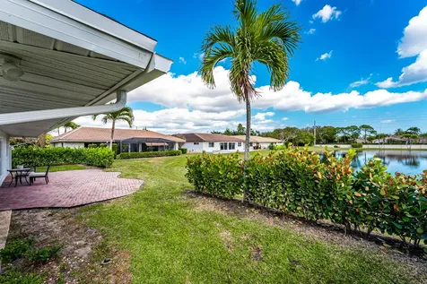 10370 Greentrail Drive Boynton Beach FL 33436