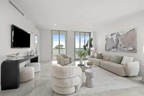475 E Royal Palm Road Boca Raton FL 33432