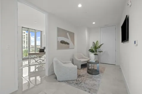 475 E Royal Palm Road Boca Raton FL 33432