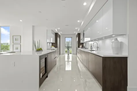 475 E Royal Palm Road Boca Raton FL 33432