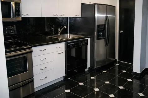 5401 Collins Avenue Miami Beach FL 33140