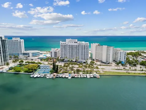 5401 Collins Avenue Miami Beach FL 33140