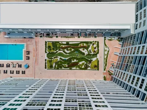 5401 Collins Avenue Miami Beach FL 33140