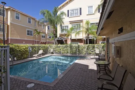 290 Ne 5th Avenue Delray Beach FL 33483