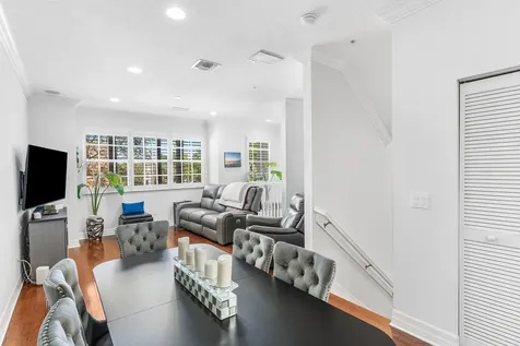 290 Ne 5th Avenue Delray Beach FL 33483