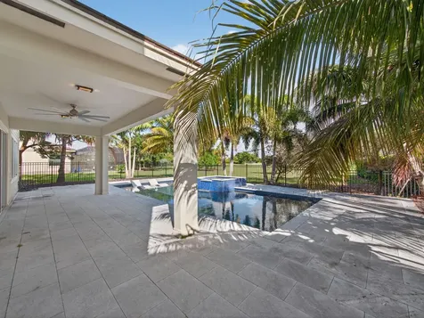 19655 Split Rail Run Loxahatchee FL 33470