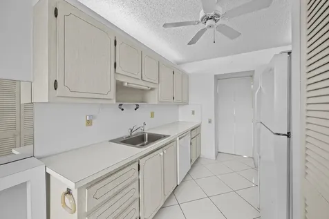 13665 Via Aurora Delray Beach FL 33484