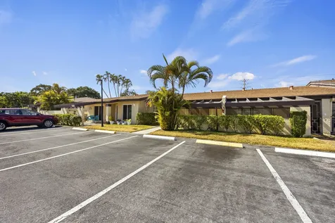 13665 Via Aurora Delray Beach FL 33484