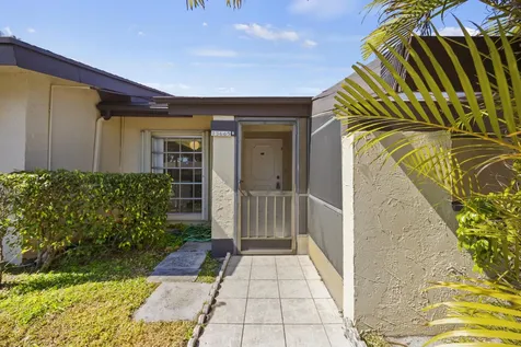 13665 Via Aurora Delray Beach FL 33484